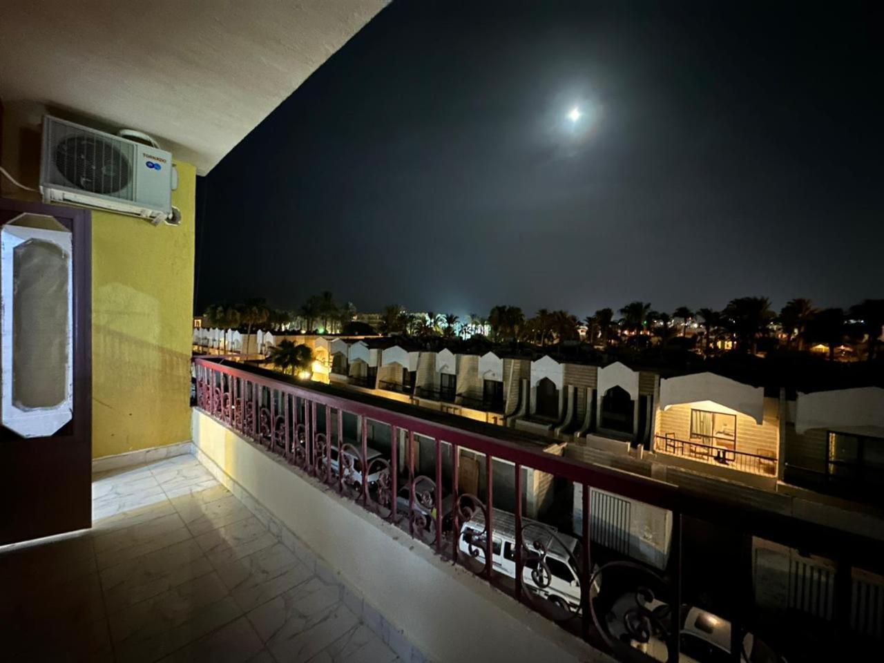 Skylen Hostel Хургада Экстерьер фото